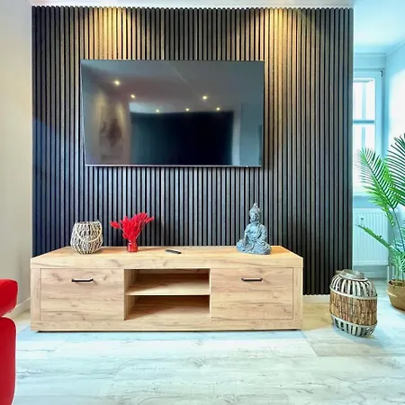 Premium Penthouse W46 - Elbnah, Hochwertig Mit Parkplatz! دريسدن