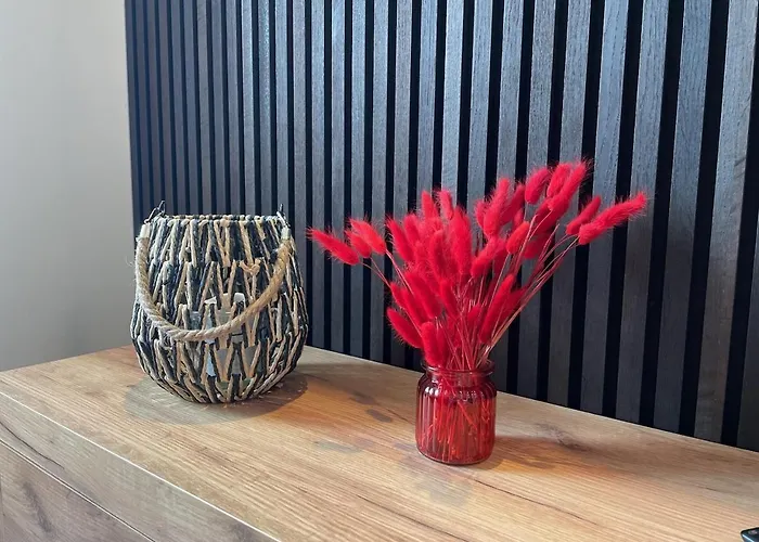 Premium Penthouse W46 - Elbnah, Hochwertig Mit Parkplatz! *