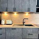 Premium Penthouse W46 - Elbnah, Hochwertig Mit Parkplatz! *
