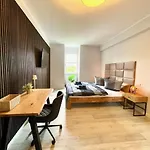 Premium Penthouse W46 - Elbnah, Hochwertig Mit Parkplatz! *