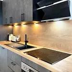 Premium Penthouse W46 - Elbnah, Hochwertig Mit Parkplatz! *