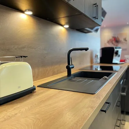 Premium Penthouse W46 - Elbnah, Hochwertig, Zentral, 3 Schlafzimmer! Apartamento *