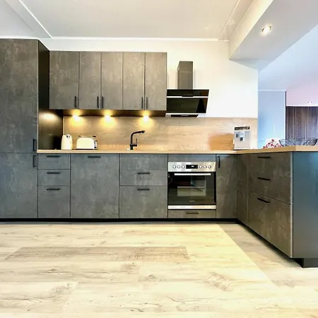 Premium Penthouse W46 - Elbnah, Hochwertig Mit Parkplatz! Apartment *
