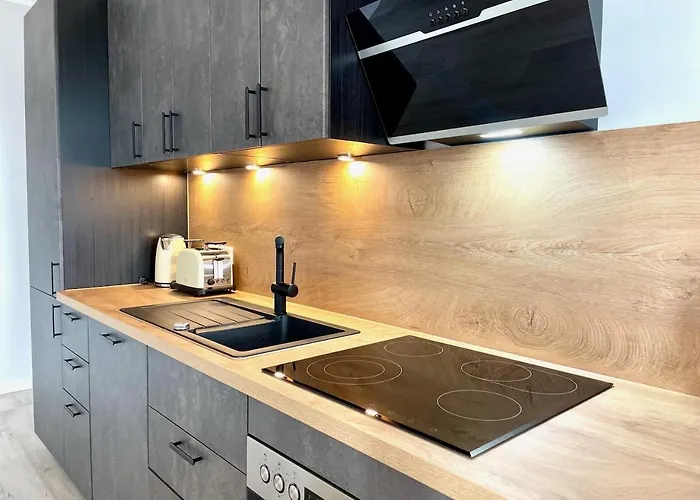 Premium Penthouse W46 - Elbnah, Hochwertig Mit Parkplatz! *