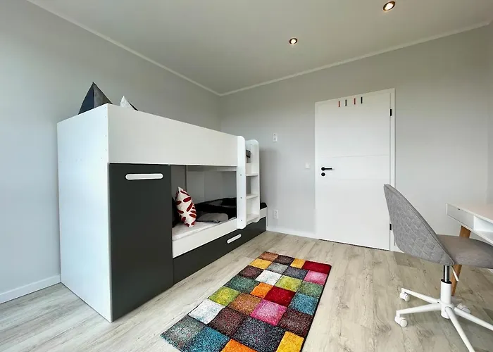 Premium Penthouse W46 - Elbnah, Hochwertig Mit Parkplatz! Διαμέρισμα *