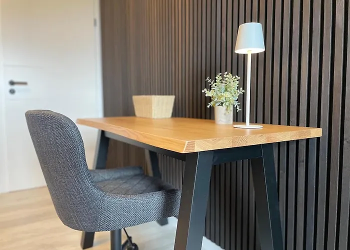 Premium Penthouse W46 - Elbnah, Hochwertig Mit Parkplatz! Διαμέρισμα *
